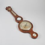 564835 Barometer